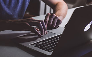 西甲：皇马VS赫罗纳，豪门底蕴PK青春风暴，谁能笑到最后？